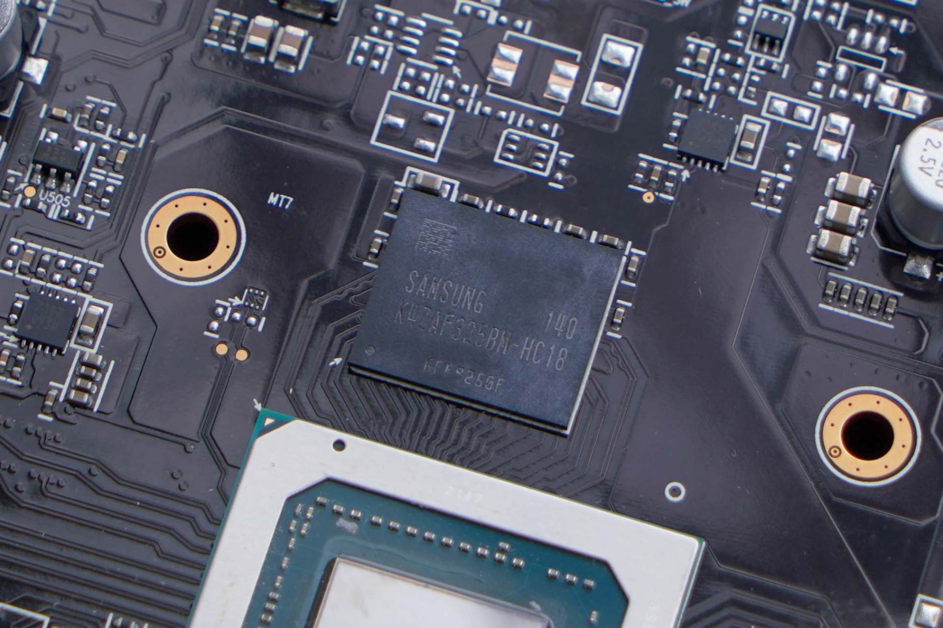 AMD RX 6500 XT显卡首发评测:入门玩家的福音?矿工勿扰