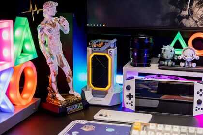 声学大厂再推新品，魅族&猫王联名白金独角兽赛博音箱登场