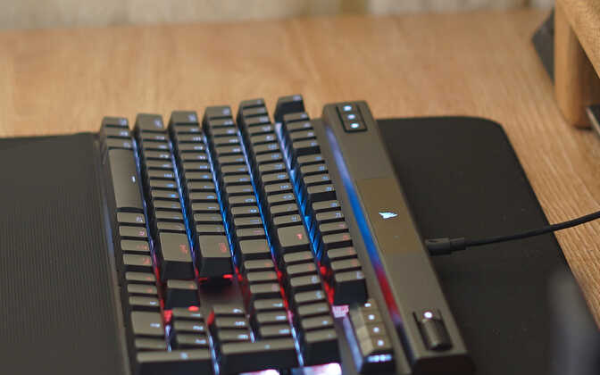 电竞利器!美商海盗船K70 RGB PRO机械键盘测评
