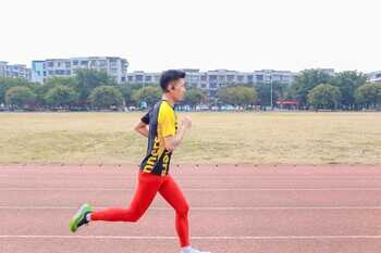 闪充长续航,骨传导有好音质,Shokz韶音OpenRun Pro运动耳机首测