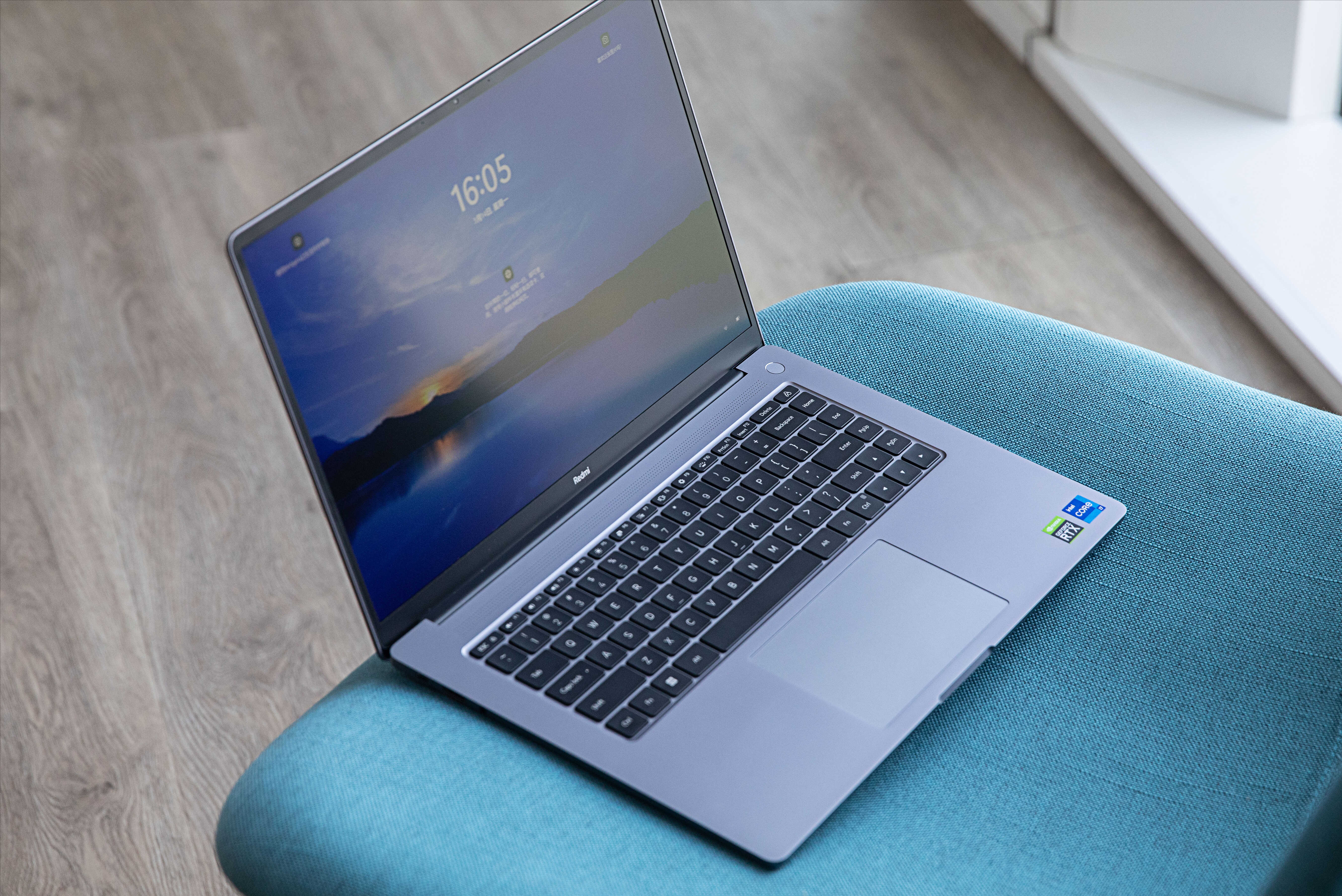 笔记本首选苹果Mac Book?电脑店老板告诉你,内行人的选择