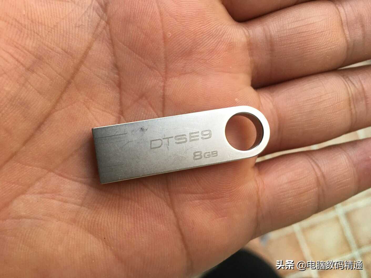 网上的U盘等存储设备为何那么便宜?看完后你还能这么淡定吗?