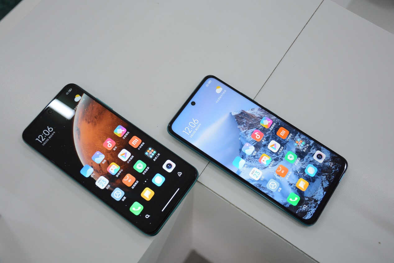 还在纠结给父母送什么手机?大屏幕+超长续航,首选这三款