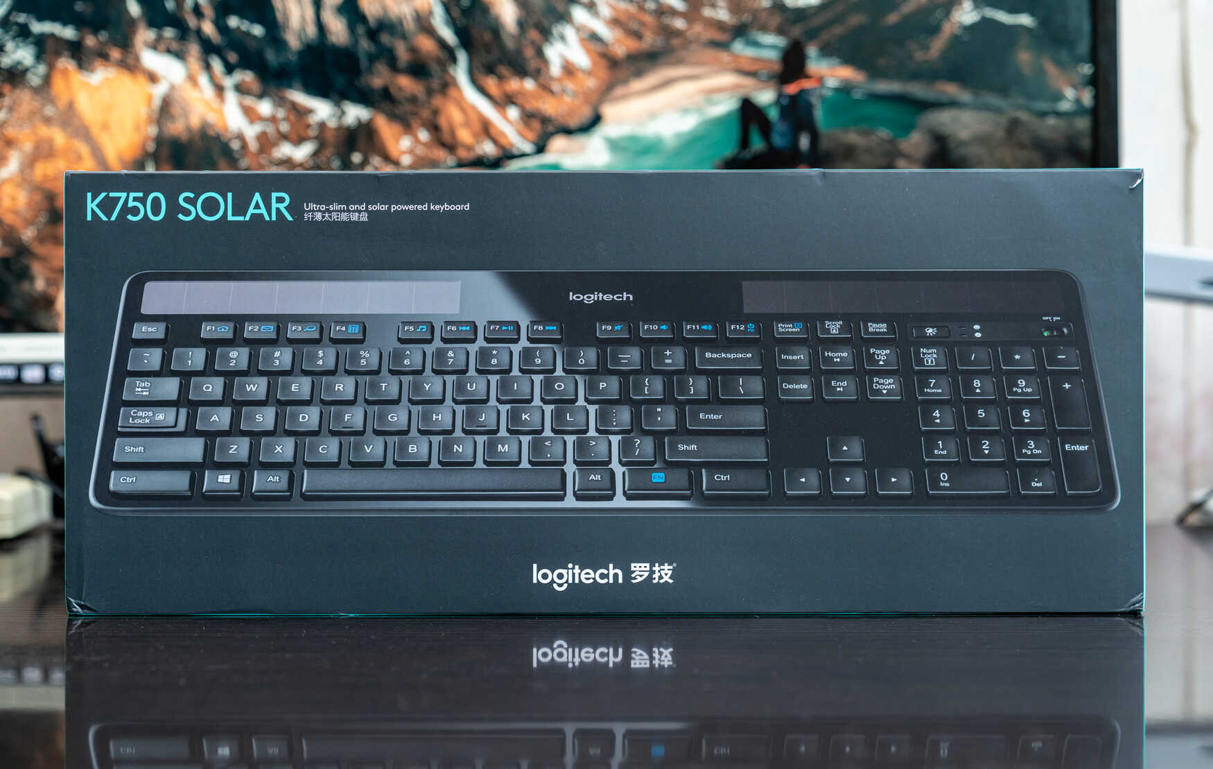 罗技 K750 太阳能无线键盘体验:有光就能充电,从此告别续航困扰