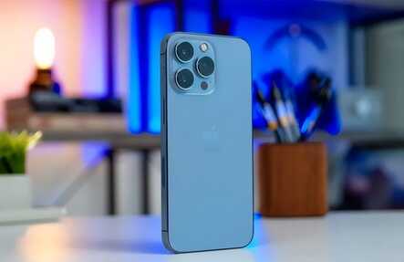 跌破5000元，iPhone 13再次降价，买不买