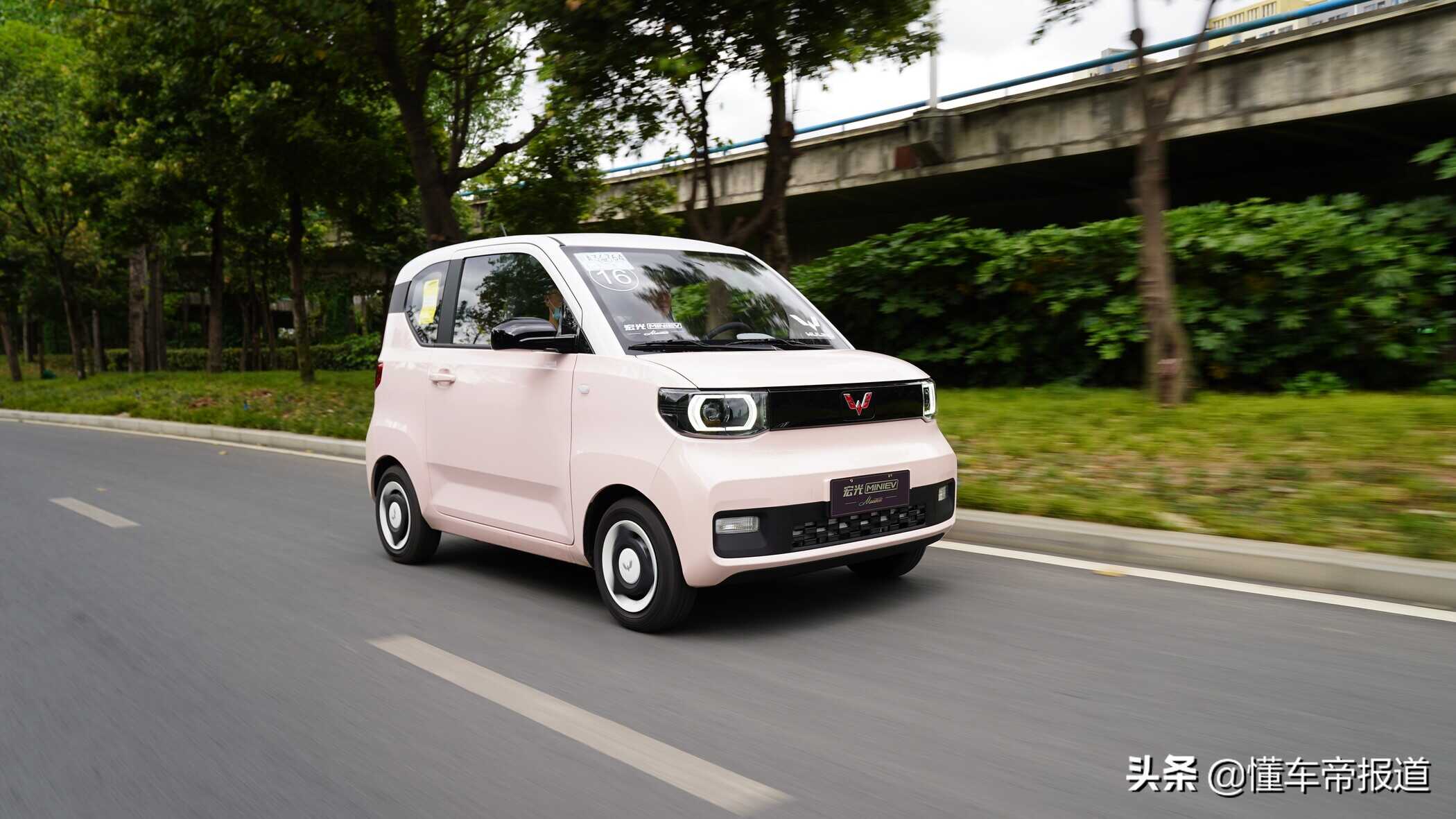 新车|低速轻快高速疲软,试驾五菱宏光MINIEV 马卡龙