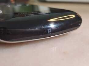 黑莓bold9790，屏幕和键盘的平衡