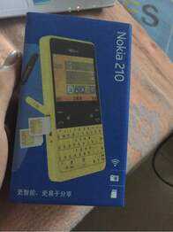 不打算开箱智能机——Nokia Asha 210开箱简评