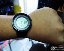 Decathlon 迪卡侬 GEONAUTE W500 多功能运动手表开箱试玩