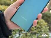 6.8英寸巨屏四边等宽，三星Galaxy S22 Ultra上手图赏