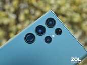 6.8英寸巨屏四边等宽，三星Galaxy S22 Ultra上手图赏