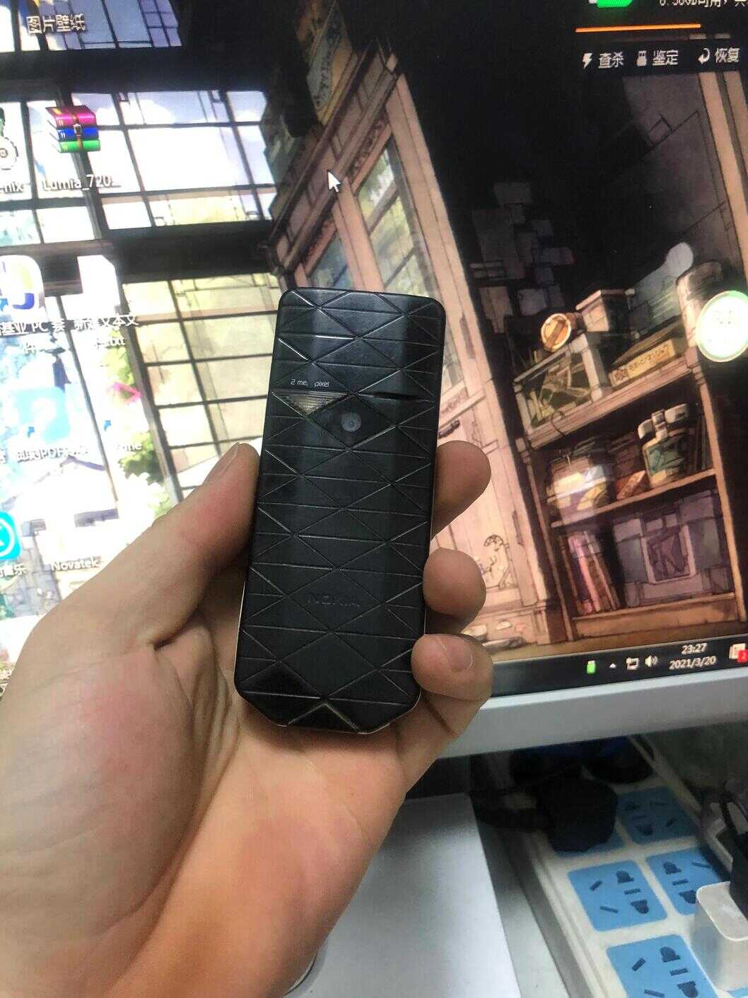 诺基亚7500 当年站在时尚潮流风口浪尖上的手机