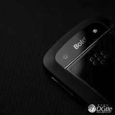 永远的经典 -- BlackBerry 9930