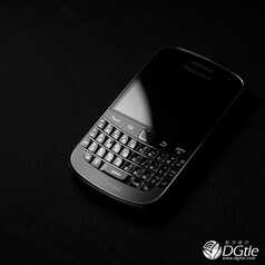 永远的经典 -- BlackBerry 9930