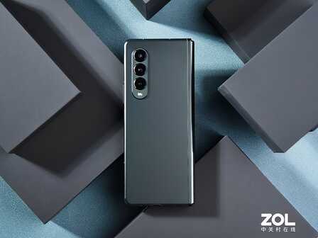 折叠屏也能防水，三星Galaxy Z Fold3 5G全面测评