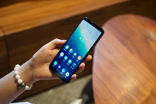 motorola z3首发评测:快人一步使用5G 能否逆风翻盘?
