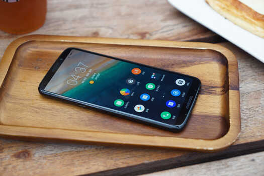 motorola z3首发评测:快人一步使用5G 能否逆风翻盘?