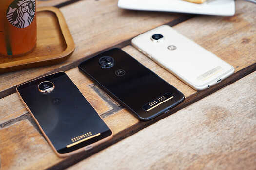 motorola z3首发评测:快人一步使用5G 能否逆风翻盘?