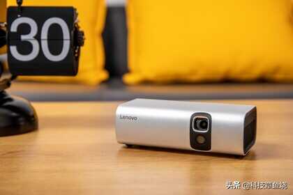 白天也能清晰看剧？投影仪T200全方面解读
