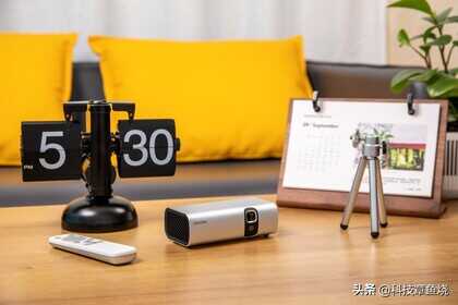 白天也能清晰看剧？投影仪T200全方面解读
