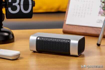 白天也能清晰看剧？投影仪T200全方面解读