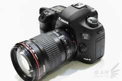 更均衡的一个5 佳能EOS 5D Mark IV评测