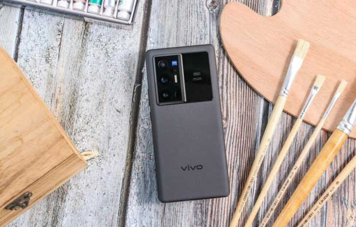 诺基亚N90重制版袭来，最佳影像机皇正在路上，经典滑盖机身