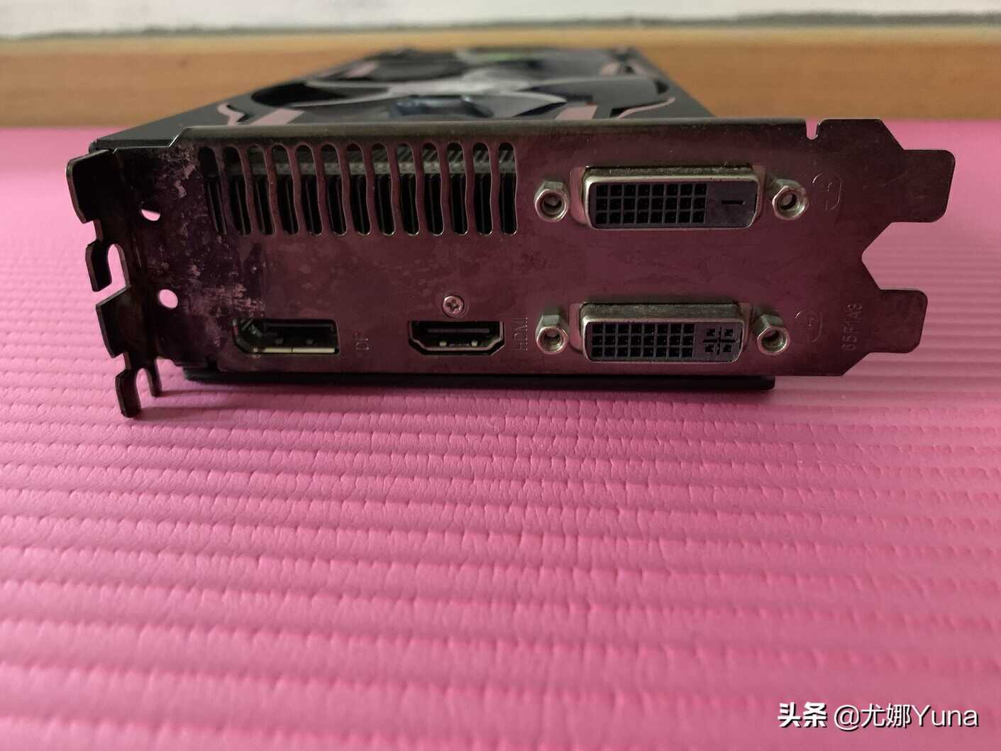 「怀旧」古董显卡值得入手当过渡吗?8年前的R9 270X再战江湖