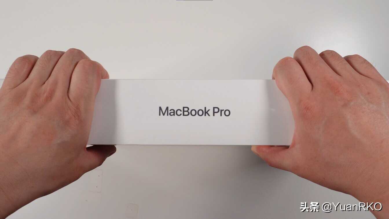 迄今最强笔记本 Mac Book Pro M1 MAX 顶配！最贵