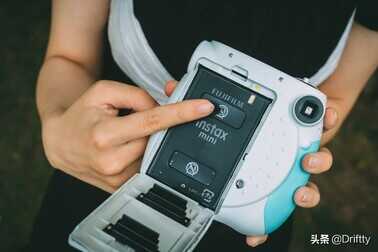 300元的富士mini7s拍立得为何成为女生眼中的“宝藏相机”