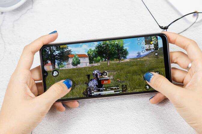 凭实力拿下的100%好评率，OPPO A11体验如何？