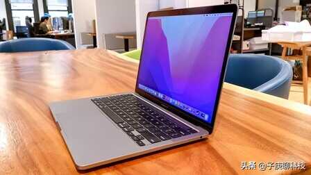 新款13寸苹果MacBook Pro就是好，搭载最新版M2处理器，果粉点赞