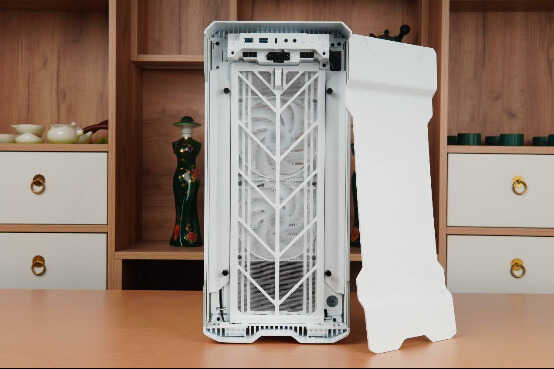新的一年新的归来,追风者(PHANTEKS) PK518幻影白新色鉴赏