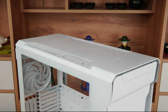 新的一年新的归来,追风者(PHANTEKS) PK518幻影白新色鉴赏
