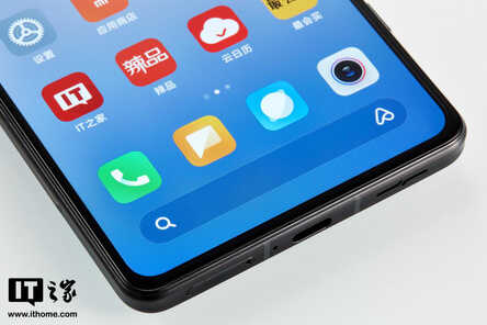 Redmi K40 游戏增强版评测：轻薄得不像硬核游戏手机