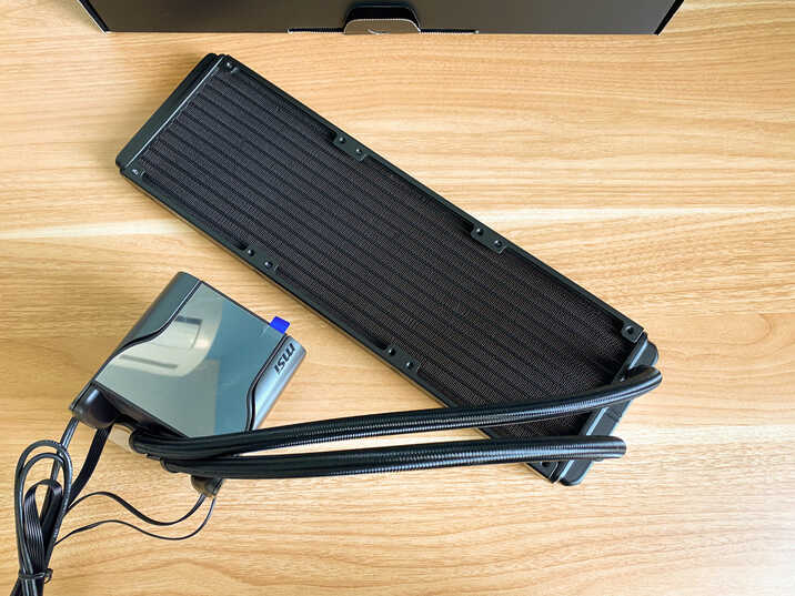 电脑CPU用的高端水冷散热器是贵有所值吗?微星S360开箱拆解