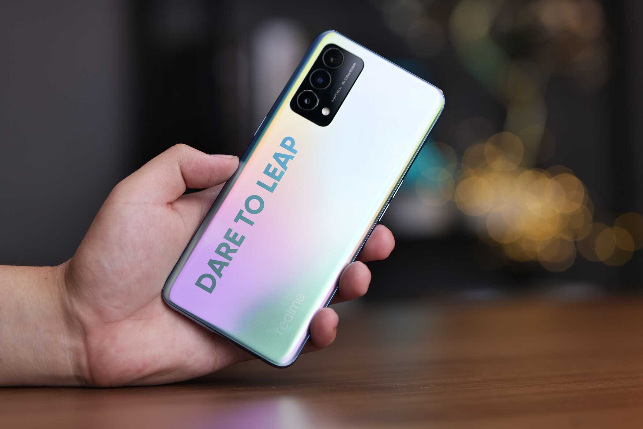 一文分析,realme真我Q3 Pro狂欢版和Q3 Pro有哪些不同?
