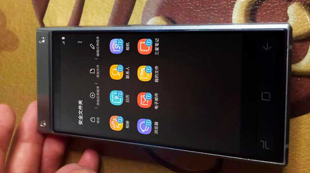 翻盖手机中的贵族,体验洋品牌三星w2019,做工和配置超旗舰