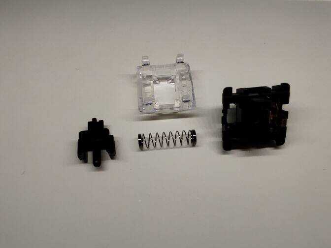 专为游戏诞生的轴体，易触发高回弹，游戏体验极佳