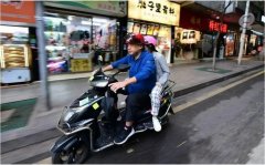 中山大学硕士长沙开摩的司机的视频而走红
