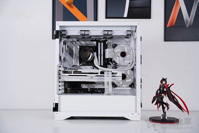 高颜值雪武战姬纯白主题，i7 11700K配RTX3070水冷主机方案