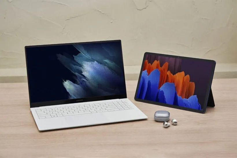 三星 Galaxy Book Pro 笔记本推出商用款,价格更高