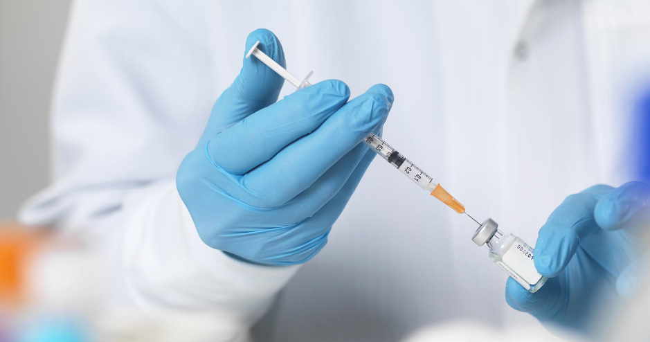 超15省市放开新冠疫苗加强针接种！未来不间断接种疫苗会成新常态吗？专家解读