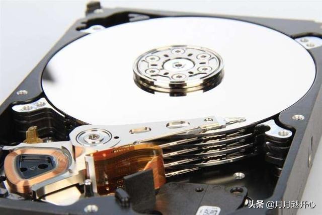 机械硬盘和固态硬盘哪个好?看完你就有答案了