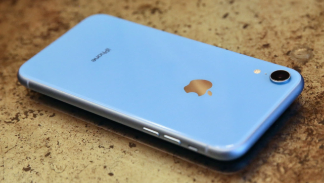 好评率高达97%,曾被称为“智商税”的iPhone XR,如今彻底反转