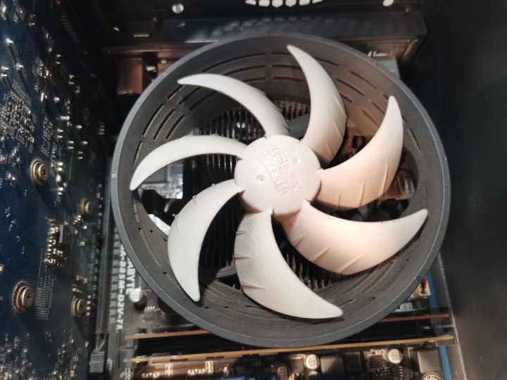 电脑开机后总是自动关机是怎么回事,如何处理?