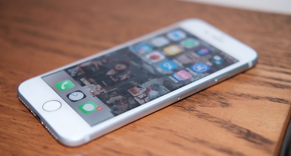 最不起眼的苹果旗舰:iPhone7迟到的评测