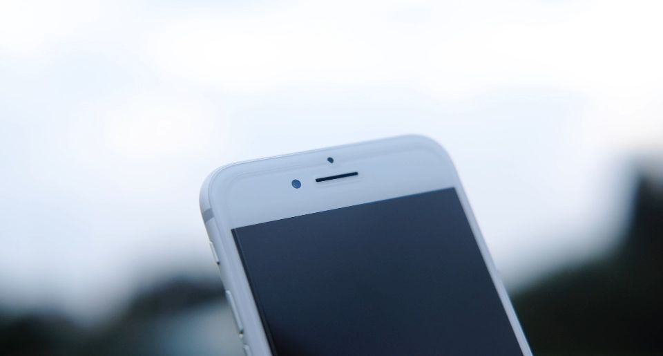 最不起眼的苹果旗舰:iPhone7迟到的评测