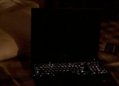 笔记本电脑黑屏却开着机怎么办(笔记本黑屏解决方法)