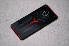 联想拯救者电竞手机Pro，降价至2499元值得我们入手吗？